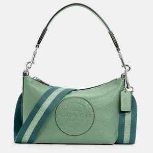 New) Shoulder bag with patch